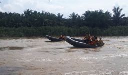 Nenek Munayah Hilang Tenggelam di Sungai - JPNN.com