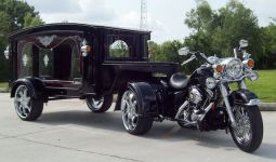 Harley-Davidson Disulap jadi Kereta Jenazah, Begini Penampakannya - JPNN.com