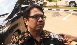 Dianggap Hina Adat Minangkabau, Ade Armando Diadukan ke Polda Sumbar - JPNN.com