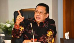 Bamsoet: Semangat Gotong Royong Mampu Mencegah Indonesia Tidak Seperti Amerika, Brasil Maupun India - JPNN.com