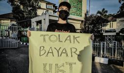 Mahasiswa UIN Bandung Ogah Bayar UKT, Tuntut Kompensasi Covid-19 - JPNN.com