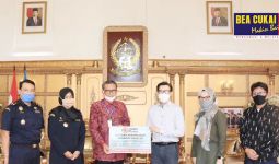 Bea Cukai Makassar Fasilitasi Percepatan Impor Alat Perlindungan COVID-19 - JPNN.com