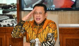 Ketua MPR RI Merespons Isu-isu Aktual, Minta Mendikbud Sederhanakan Kurikulum - JPNN.com