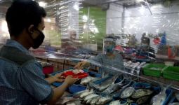 Warga Surabaya yang ke Pasar Tradisional, Jangan Kaget ya, Patuhi Saja - JPNN.com