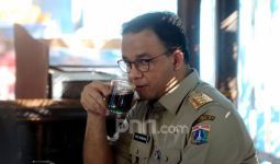 PSBB Jakarta Berpotensi Lahirkan Kemiskinan Ekstrem, Anies Sebaiknya Laksanakan Instruksi Presiden - JPNN.com