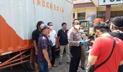 Muatan di Mobil Pos Indonesia Membuat Polisi Curiga, Saat Digeledah Ternyata - JPNN.com