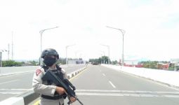 Tim Penjinak Bom Langsung Diturunkan Melakukan Penyisiran di Jembatan Layang Simpang Surabaya - JPNN.com