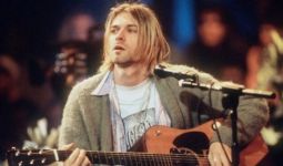 Gitar Kurt Cobain Pecahkan Rekor, Rp 85 Miliar! - JPNN.com