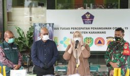 Perangi COVID-19, Sampoerna dan Yayasan Rumah Kita Sumbang Ventilator ke Pemkab Karawang - JPNN.com