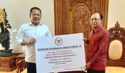 Bamsoet Bersama Gerak BS Bali Sumbangkan 5.000 Alat Rapid Test ke Gubernur Bali - JPNN.com