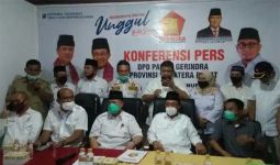 Prabowo Subianto Berikan Surat Sakti Untuk Nasrul Abit dan Indra Catri - JPNN.com
