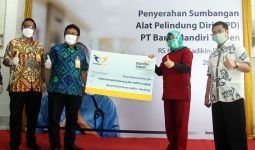 Bank Mantap Serahkan Bantuan APD ke RS Dokter Hasan Sadikin Bandung - JPNN.com