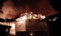 Delapan Unit Rumah di Asrama Polisi Aceh Utara Ludes Terbakar - JPNN.com
