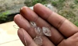 Penjelasan BMKG soal Hujan Es di Mataram, Bisa Terjadi di Wilayah Lain? - JPNN.com
