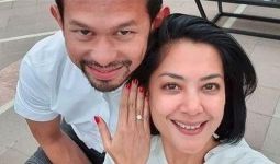 Gugatan Cerai Ditolak Majelis Hakim, Lulu Tobing Masih Berstatus Istri Bani Maulana - JPNN.com