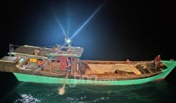 Siaga Berani Setia! Bea Cukai Gulung Penyelundup Pasir Timah di Perairan Natuna - JPNN.com