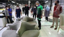 Pak Ganjar Takjub Perusahaan Furnitur di Bangunan Tua itu Sudah Mendunia - JPNN.com