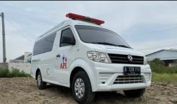 Peluang di Tengah Pandemi, DFSK Kenalkan Mobil Ambulans - JPNN.com