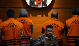 OTT Bupati Kalimantan Timur, KPK Termukan Uang Tunai Rp 170 Juta - JPNN.com