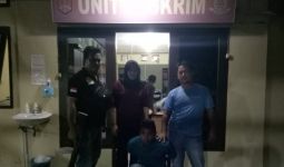 Hamidi Tepergok Berbuat Terlarang dengan Bunga di Kantor Kepala Desa - JPNN.com