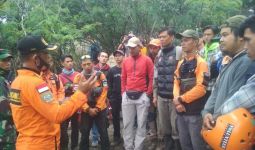 Sempat Hilang, Afrizal Ditemukan Hanya Memakai Celana di Gunung Guntur - JPNN.com