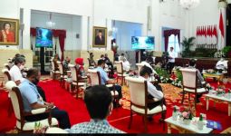 Presiden Jokowi Panas Lagi, Heran Para Menteri Seolah-Olah Ikut Cuti Kerja saat Pandemi Covid-19 - JPNN.com