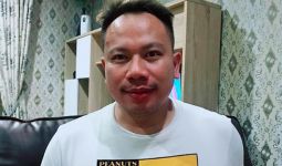 Sebelum Ditahan, Vicky Prasetyo Lebih Sering Melamun - JPNN.com