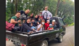 Lho Keluarga Anang Hermansyah dan Ashanty Kok Naik Pikap, Bukan Mobil Mewah - JPNN.com