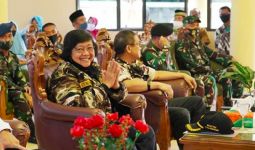Menteri Siti: Saya Bangga menjadi Anak Seorang Polisi - JPNN.com