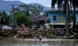 Banjir Bandang di Luwu Utara Telan 16 Korban Jiwa dan 23 Orang Hilang - JPNN.com