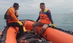 Korban Hilang Diterjang Ombak di Pantai Ladeha Ditemukan Sudah Tak Bernyawa - JPNN.com