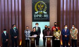 Jokowi Utus 1 Menko dan 5 Menteri Demi Sepucuk Surat soal RUU BPIP - JPNN.com