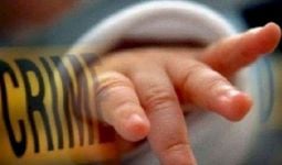 Siswi Terekam CCTV Meninggalkan Bayi di Toilet, Ini yang Terjadi, Innalillahi - JPNN.com