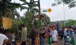 Perang Antara Pelajar dengan Warga Pecah di Cibinong Bogor, Pakai Senjata Tajam - JPNN.com
