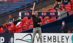 Penyesalan Guardiola Setelah City Ditaklukkan Arsenal - JPNN.com