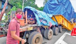 Truk Ekspedisi Ini Mengirim Barang Berharga, Butuh Waktu 1 Tahun untuk Sampai Tujuan - JPNN.com