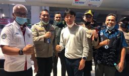 Shin Tae Yong Dikawal Ketat Saat Mendarat di Indonesia - JPNN.com