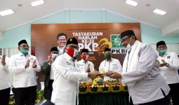 Harlah ke-22 PKB, Gus AMI Titip Pesan Buat Nadiem Makarim - JPNN.com