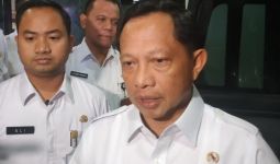 Paparan Belum Didengarkan, Jokowi Langsung Tegur Tito Karnavian - JPNN.com