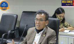 Sambangi Kanwil Bea Cukai Jateng DIY, Anggota Komisi XI DPR RI Update Isu Terkini Bea Cukai - JPNN.com
