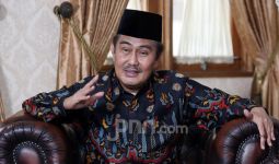 Disodorkan Pertanyaan soal Kepemimpinan Jokowi, Prof Jimly: Waduh! - JPNN.com