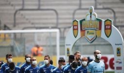 Ngeri, 10 Pemain Bola Brasil Dinyatakan Positif COVID-19 - JPNN.com