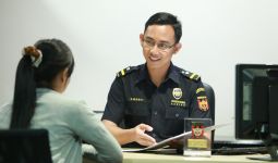 Perusahaan Produsen Sarung Tangan Asal Yogyakarta Terima Manfaat Fasilitas Bea Cukai - JPNN.com