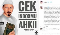 Warganet Heboh Lihat Potret Jerinx SID Berpeci, Dikira Sudah Mualaf - JPNN.com