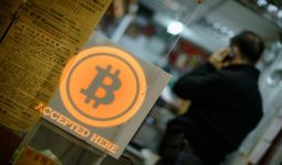 Perusahaan Terbuka Ini Beli Bitcoin Hingga Rp8,8 Triliun - JPNN.com