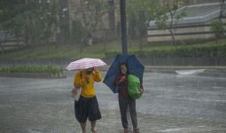 Prakiraan Cuaca Hari Ini: Jakarta Cerah Berawan, Ada Hujan & Angin Kencang di Bogor - JPNN.com