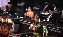 Curhat di Pidato Kenegaraan, Presiden Jokowi: Semestinya Ruang Sidang Ini Terisi Penuh - JPNN.com