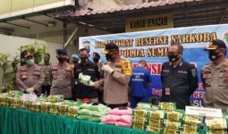 Polisi Bongkar Jaringan Narkoba Medan-Jakarta, 1 Pelaku Ditembak Mati, Lihat Barang Buktinya - JPNN.com