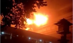 Turut Padamkan Kebakaran di Gedung Kejagung, Tim Damkar Pertamina Patut Dicontoh - JPNN.com