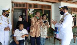 KSAL Berikan Santunan Kepada Veteran TNI AL - JPNN.com